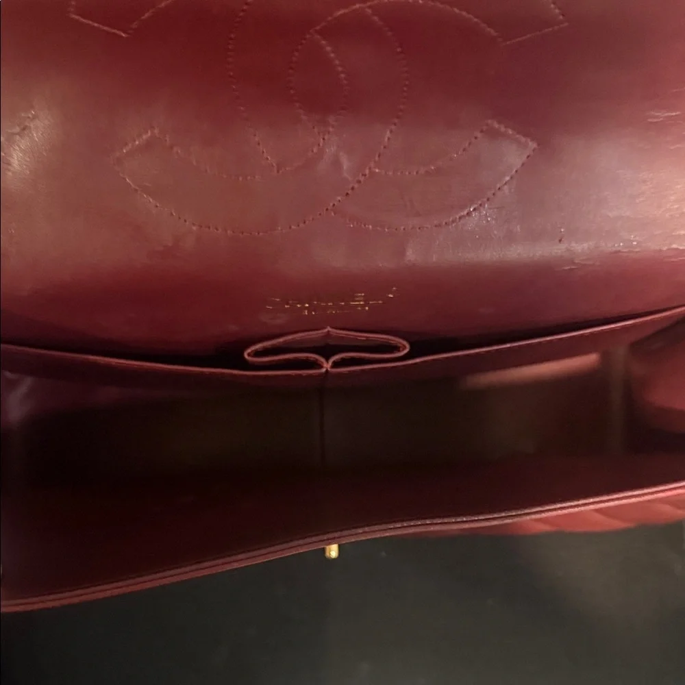 CHANEL Burgundy Quilted Shoulder Bag - Picture 10 of 15